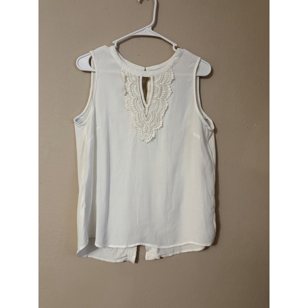 White Sleeveless Crochet Lace Trim Keyhole Split Back Rayon Top RPPS15302RY3